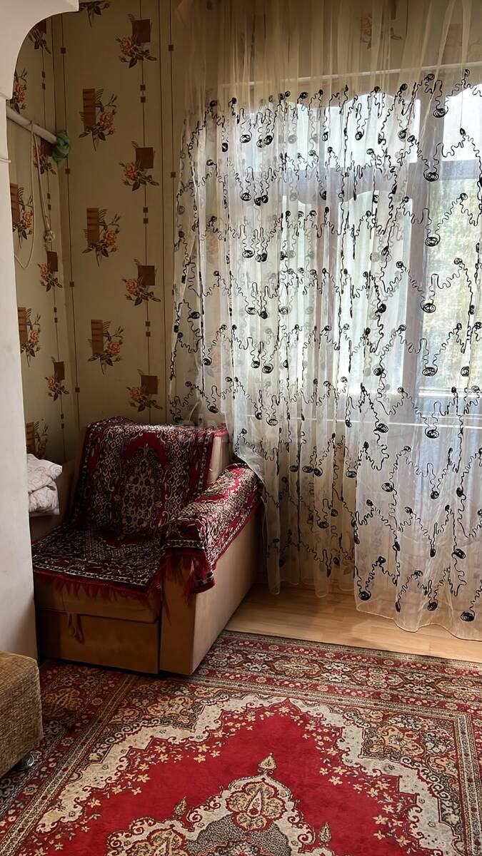 2 otaqlı köhnə tikili 45 m², Azadlıq Prospekti m.