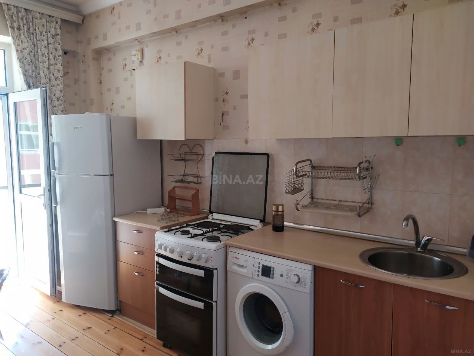 3 otaqlı yeni tikili 115 m², Şah İsmayıl Xətai m.