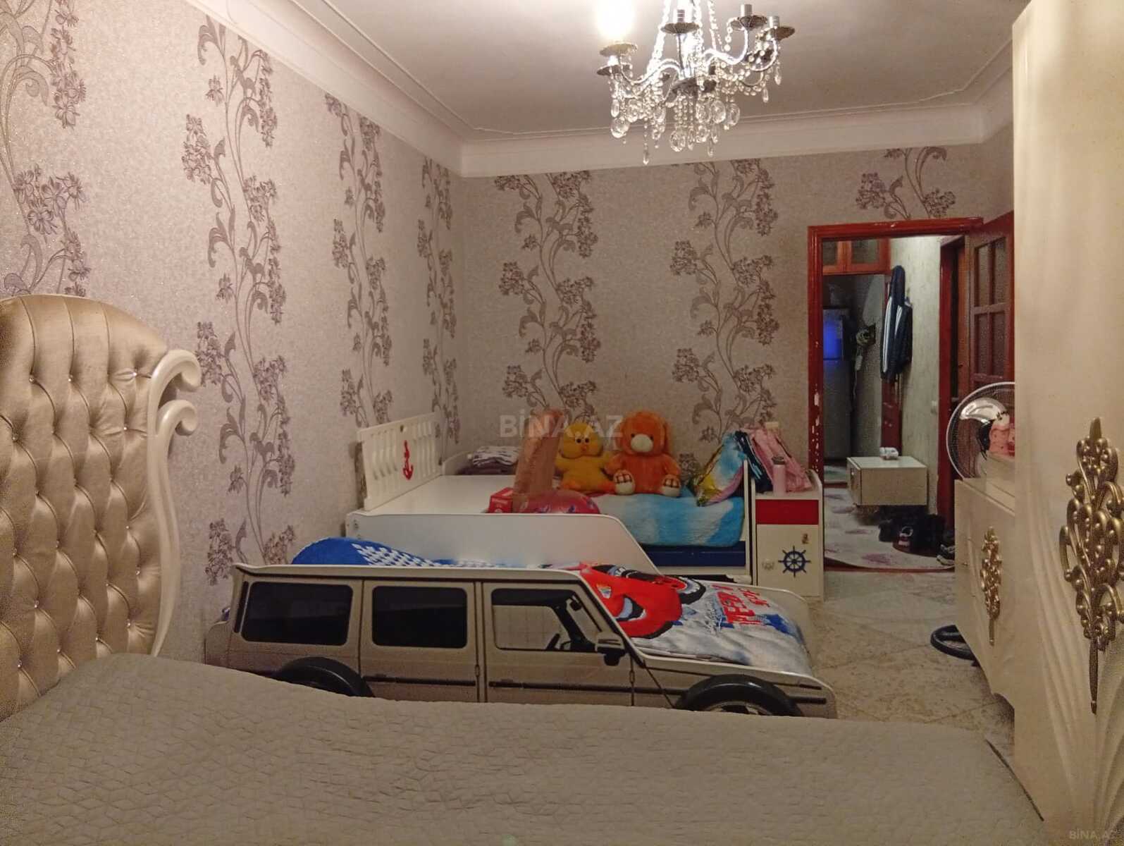 2 otaqlı köhnə tikili 45 m², Massiv V q. - şəkil 3