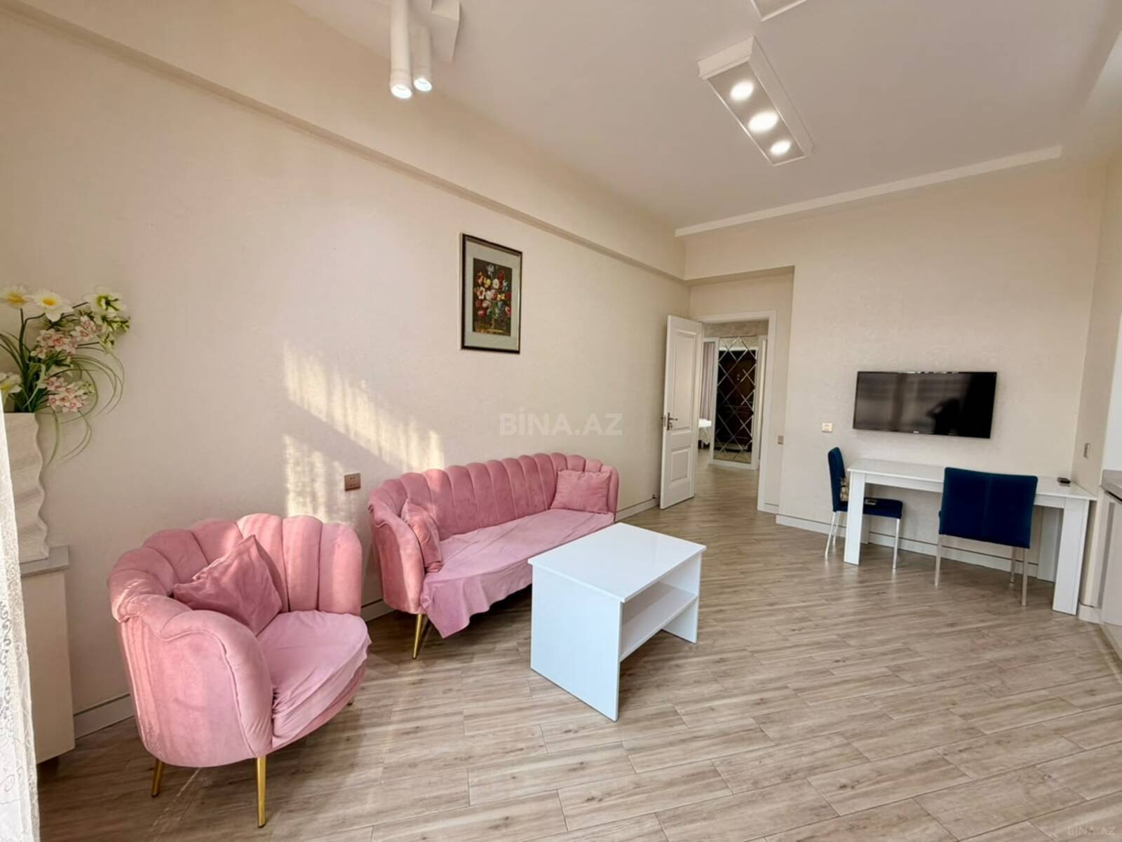 2 otaqlı yeni tikili 100 m², Ağ şəhər q.