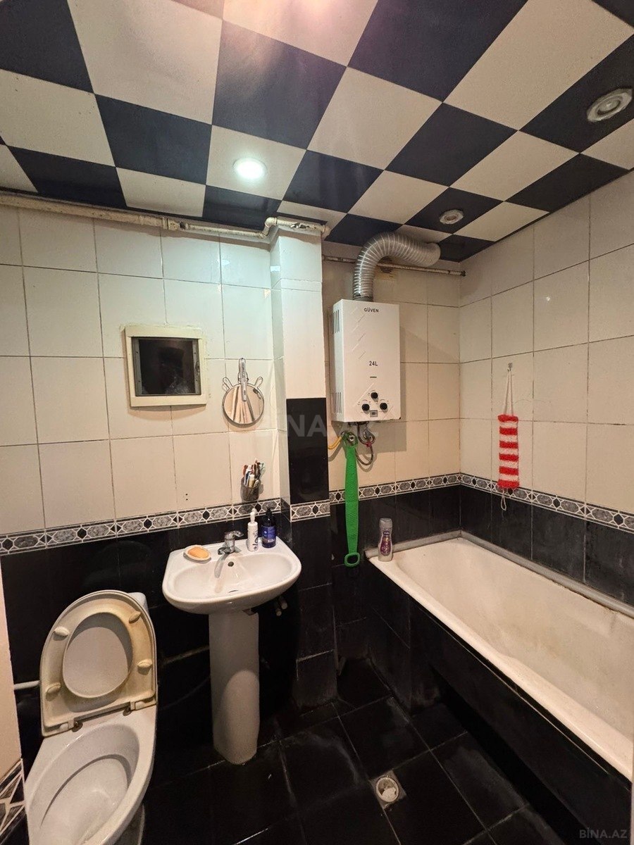 Satılır 2 otaqlı köhnə tikili 42 m², Neftçilər m. - şəkil 2