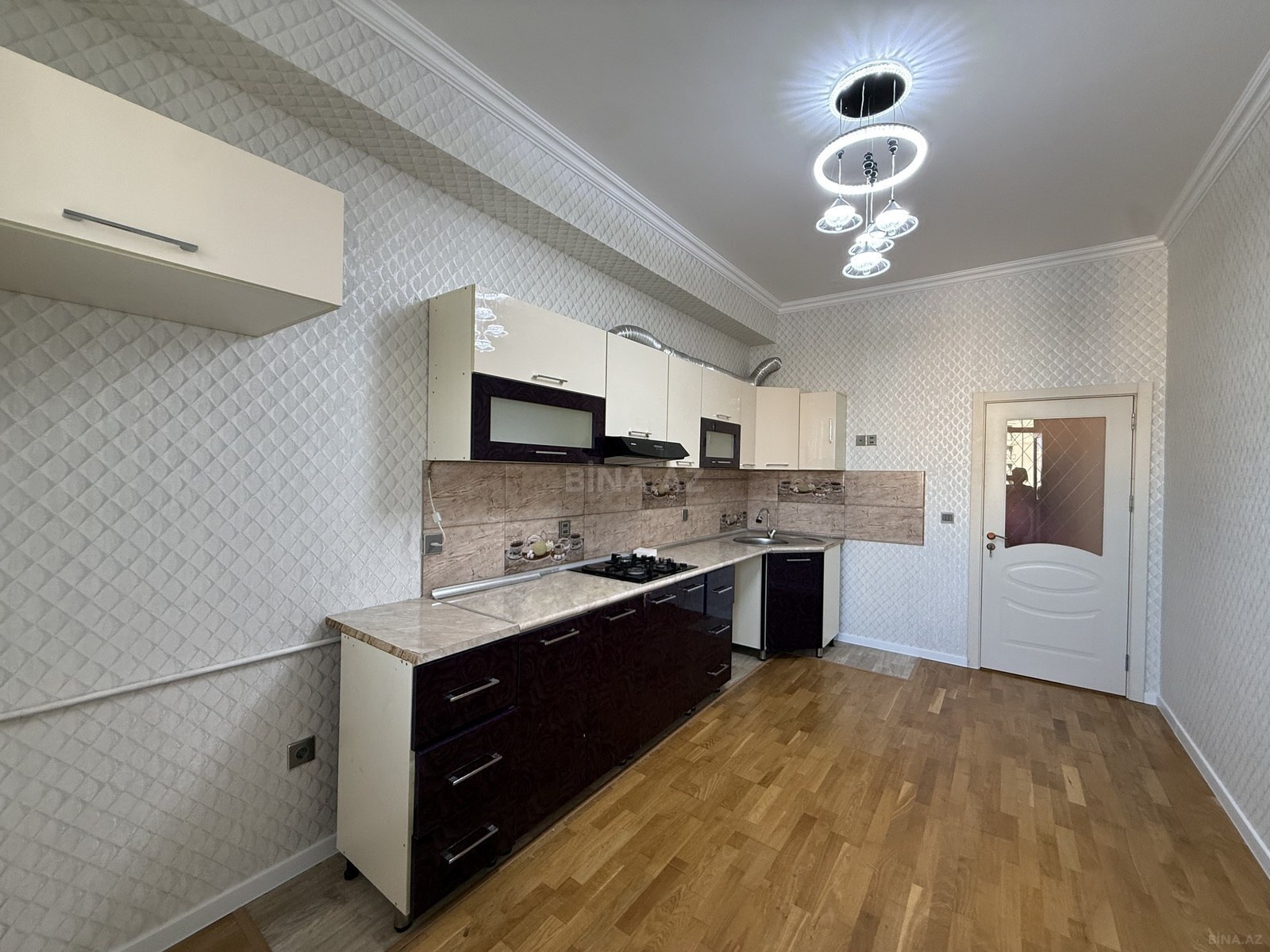 Satılır 3 otaqlı yeni tikili 112 m², Qara Qarayev m. - şəkil 3