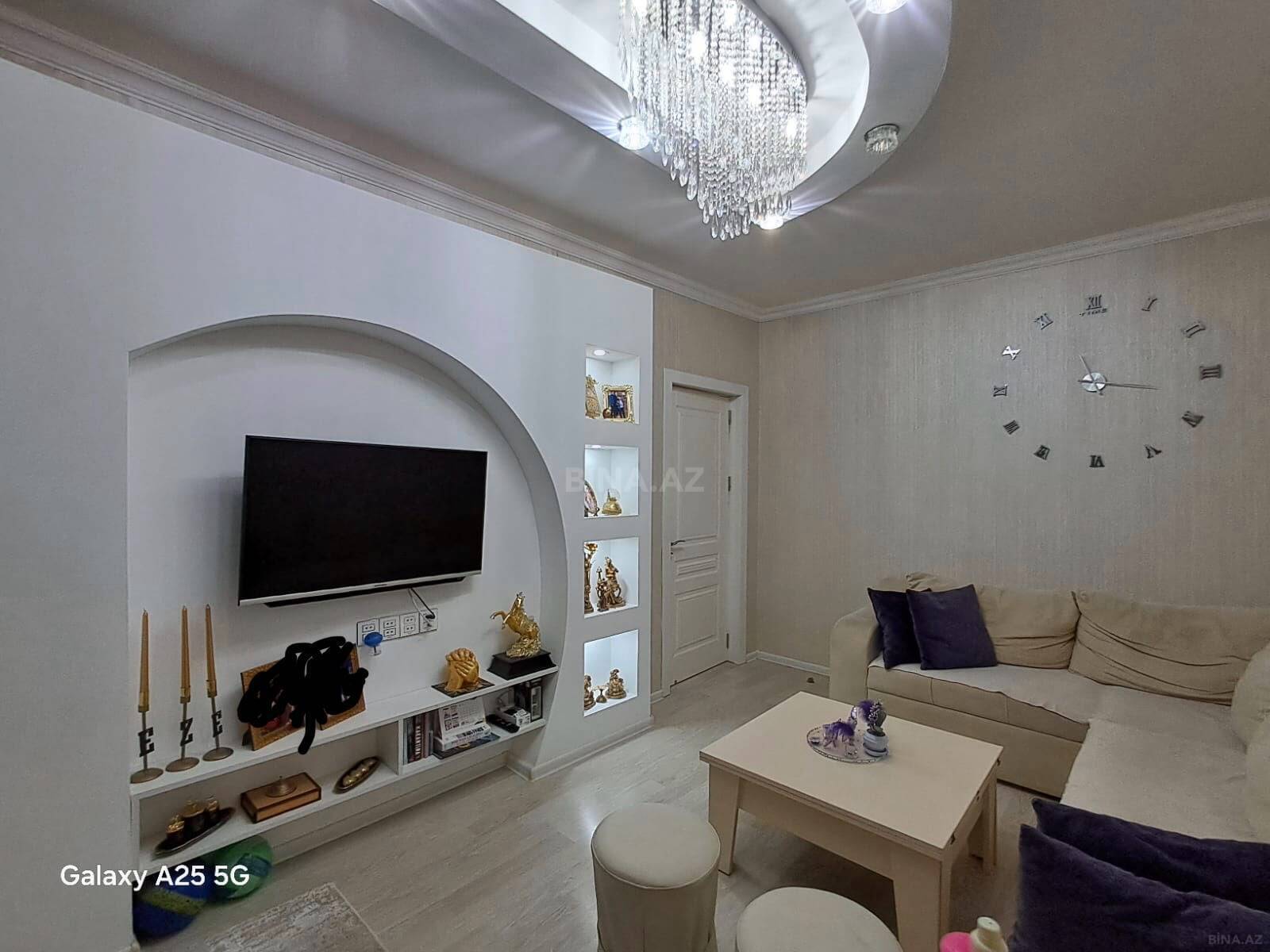 3 otaqlı yeni tikili 80 m², Həzi Aslanov m.
