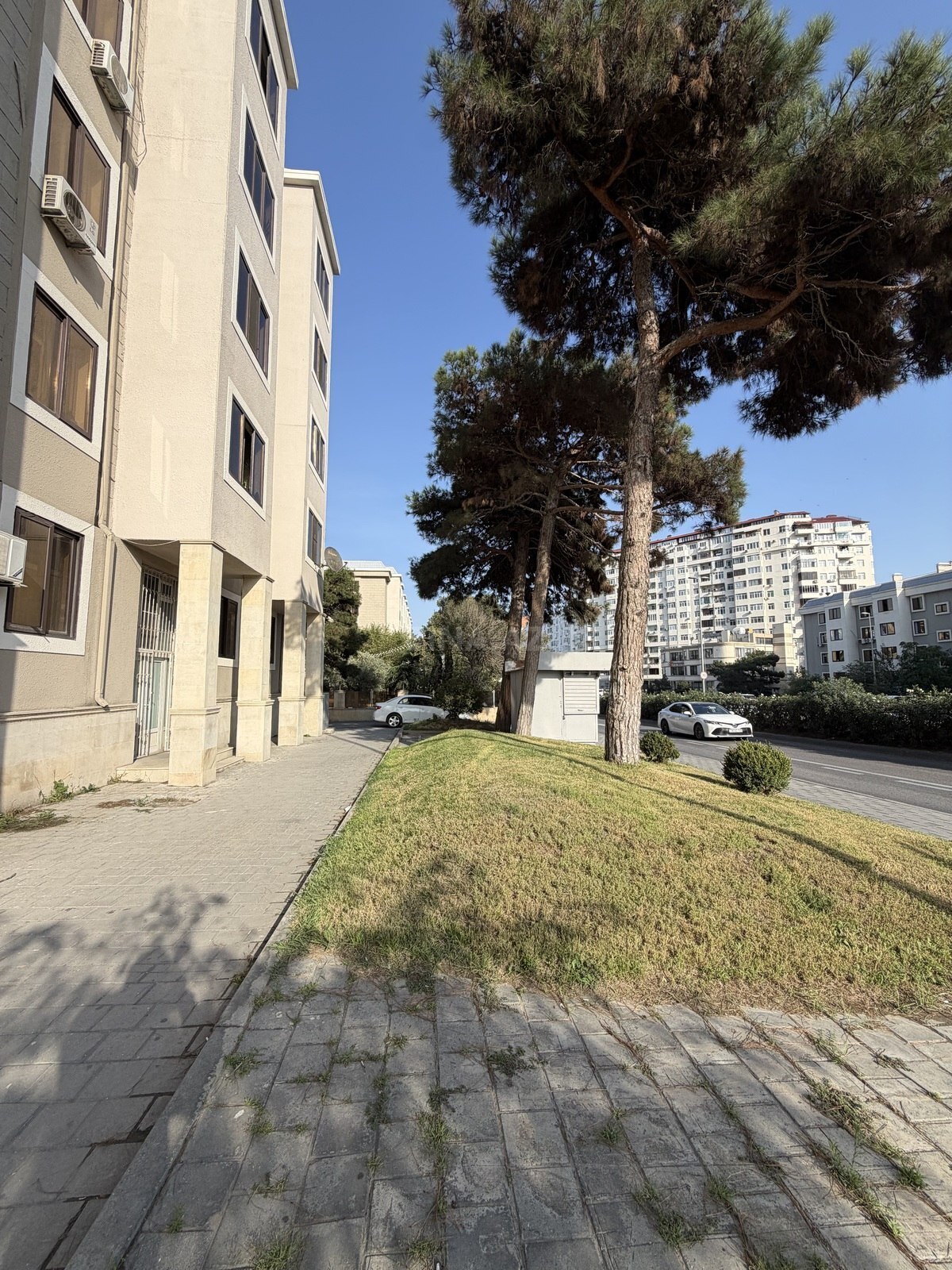 3 otaqlı köhnə tikili 80 m², 8-ci mikrorayon q.