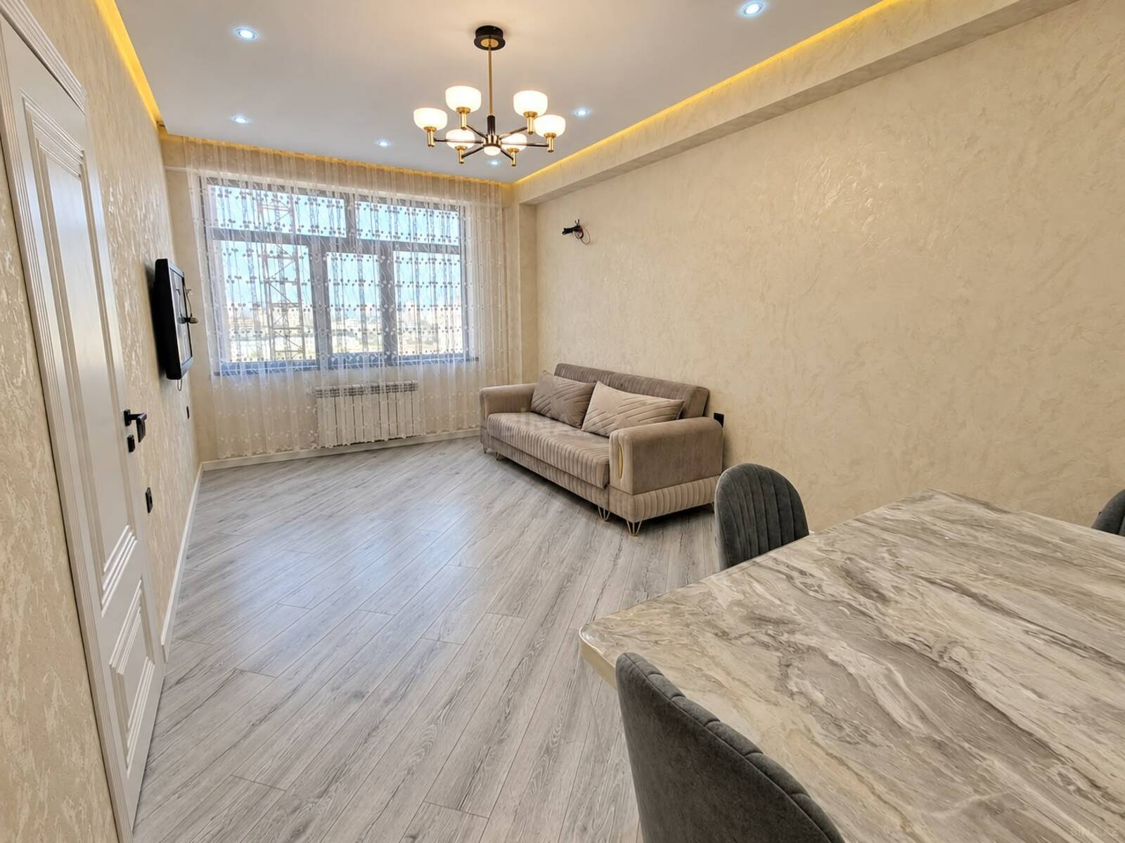 3 otaqlı yeni tikili 93 m², Neftçilər m.