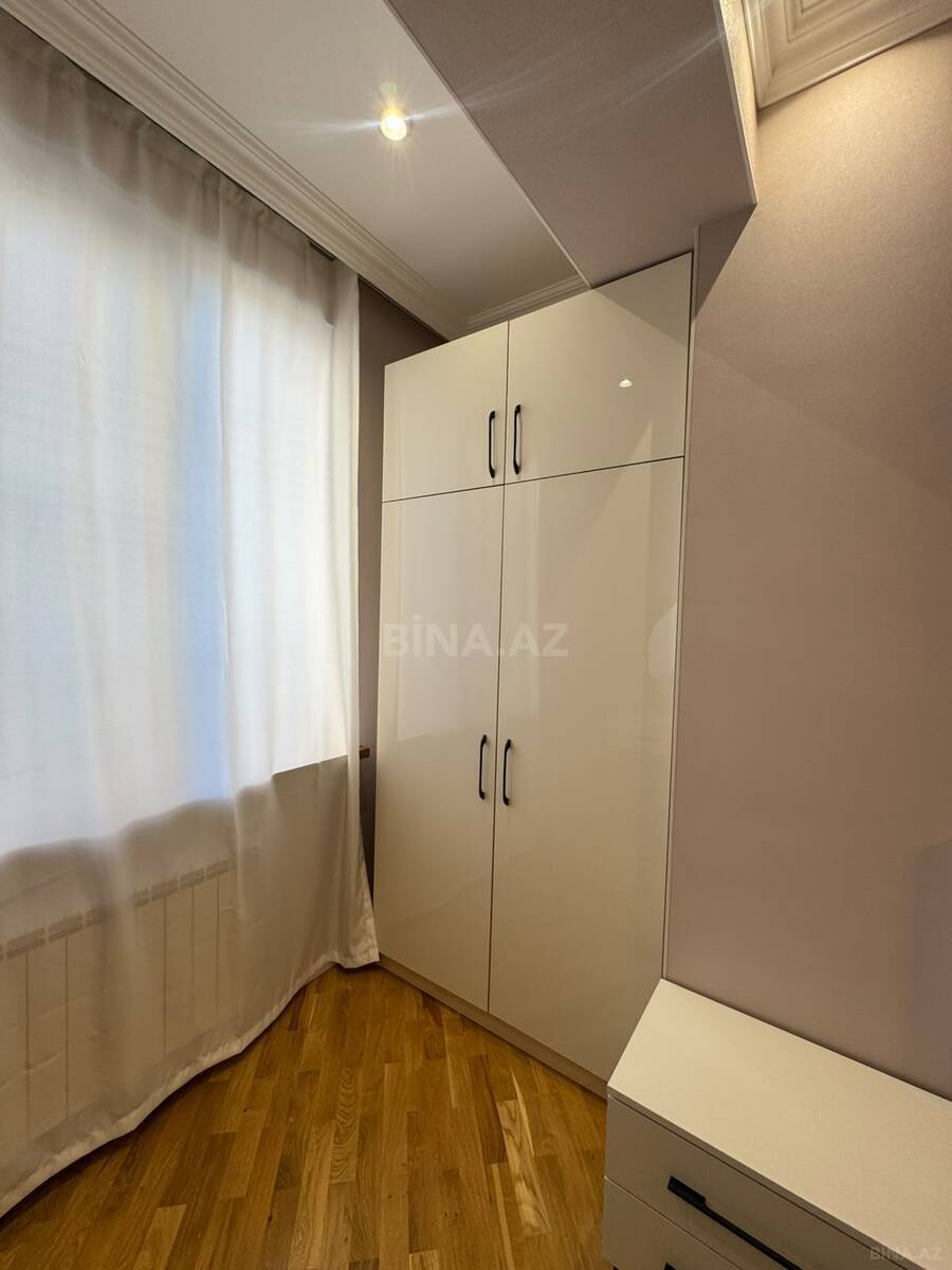 3 otaqlı yeni tikili 130 m², 28 May m. - əsas şəkil