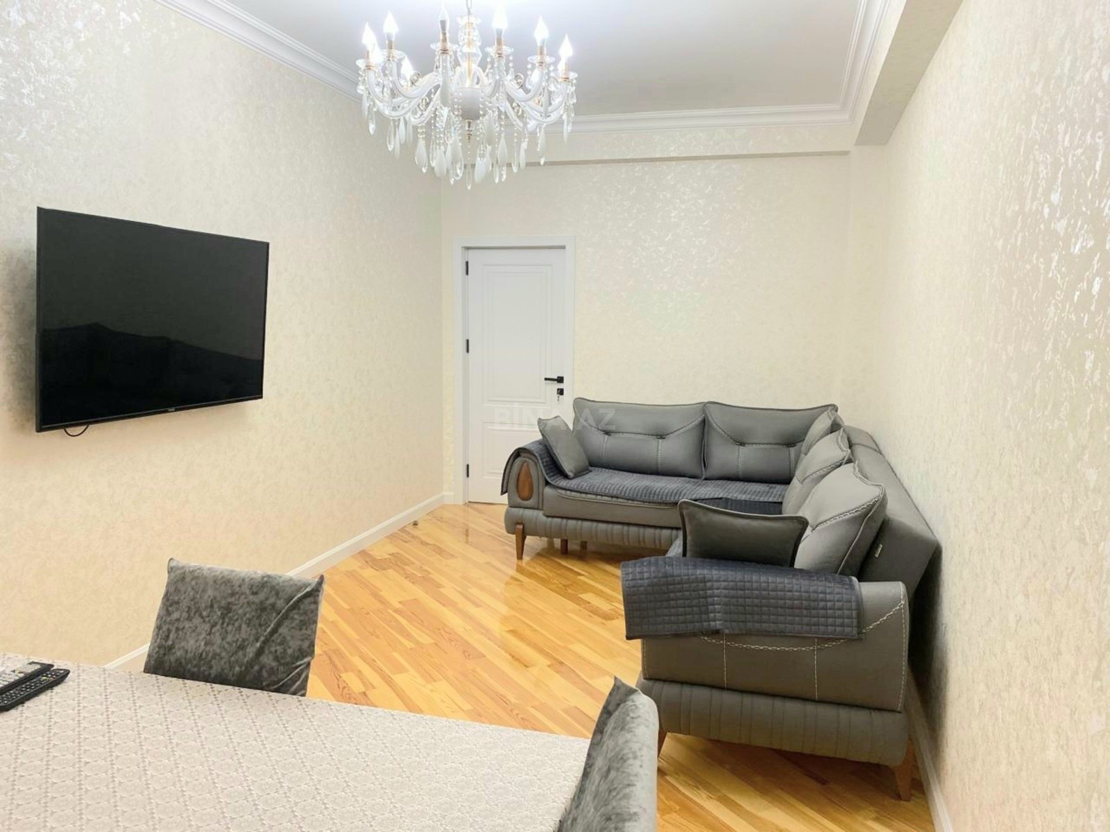 3 otaqlı yeni tikili 135 m², Qaraçuxur q. - əsas şəkil
