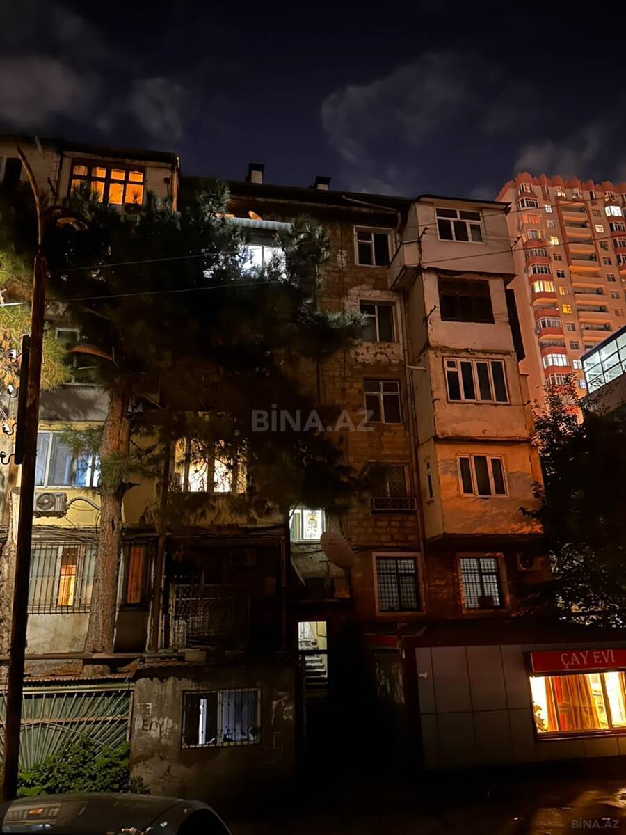 2 otaqlı köhnə tikili 32 m², İnşaatçılar m. - əsas şəkil