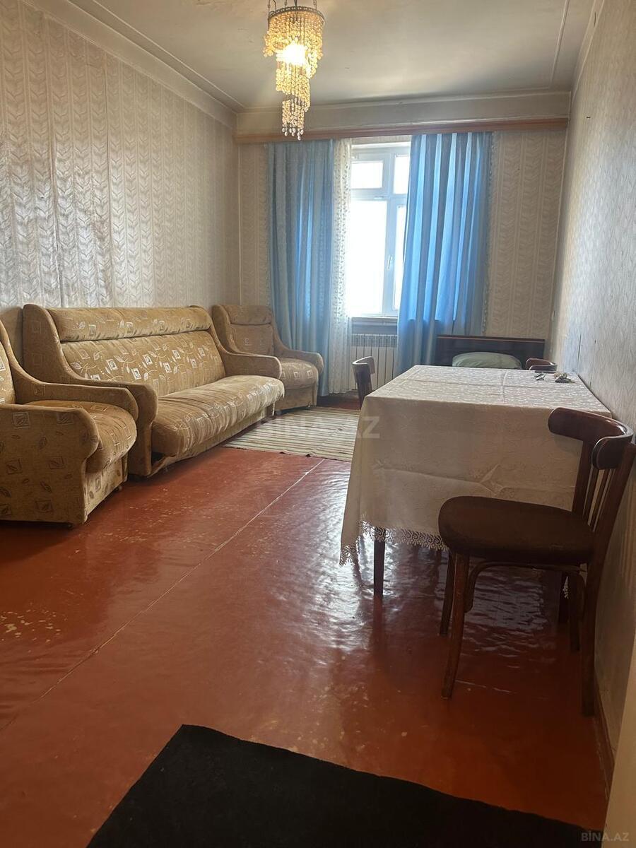 2 otaqlı köhnə tikili 65 m², Azadlıq Prospekti m.