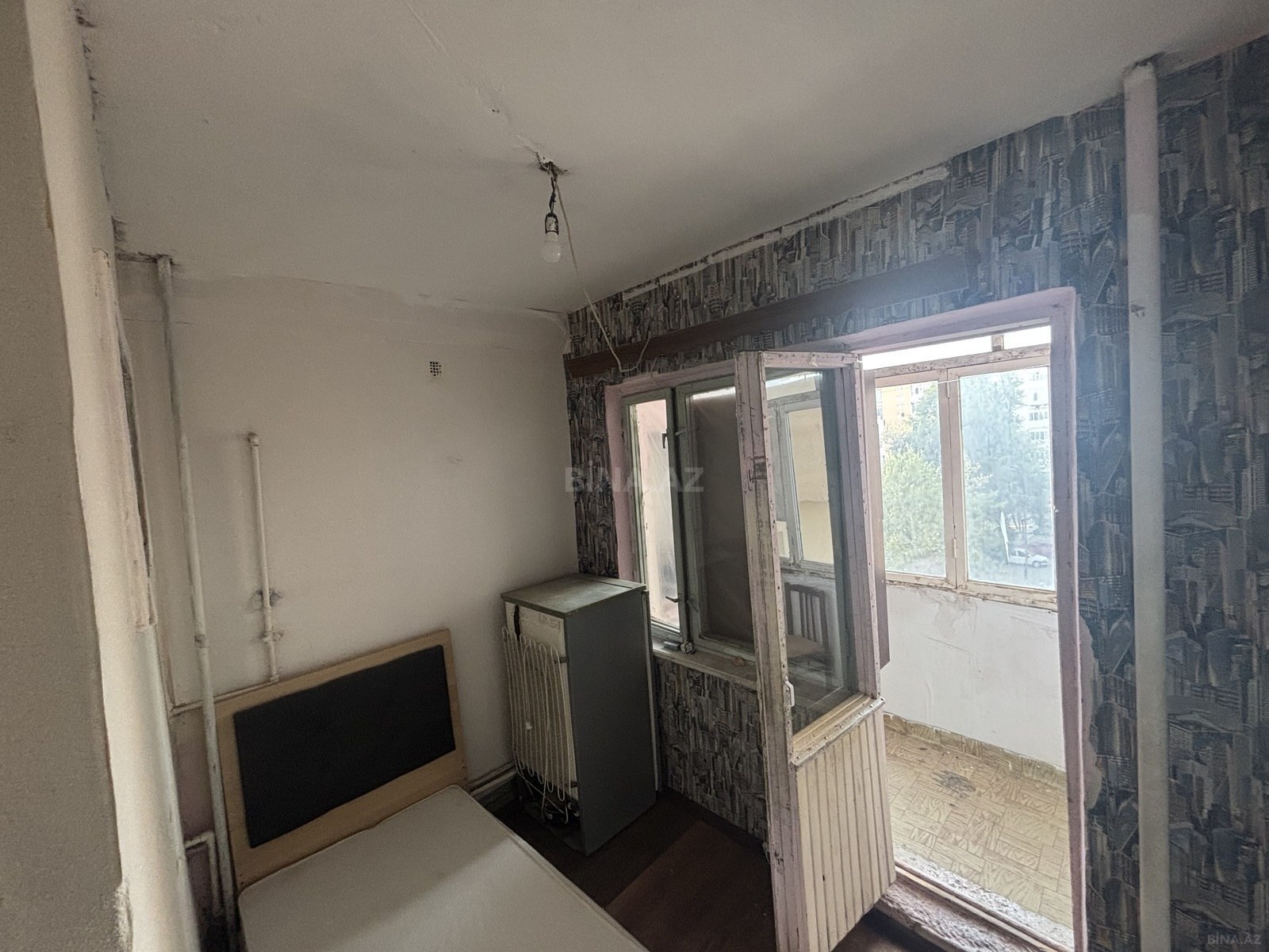 1 otaqlı köhnə tikili 33 m², Qaraçuxur q. - şəkil 2