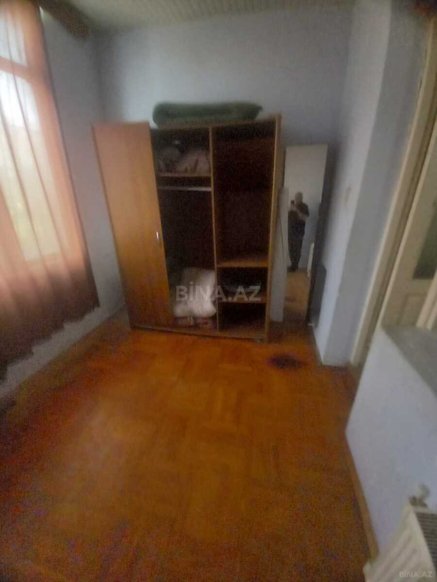 2 otaqlı köhnə tikili 32 m², Xalqlar Dostluğu m.