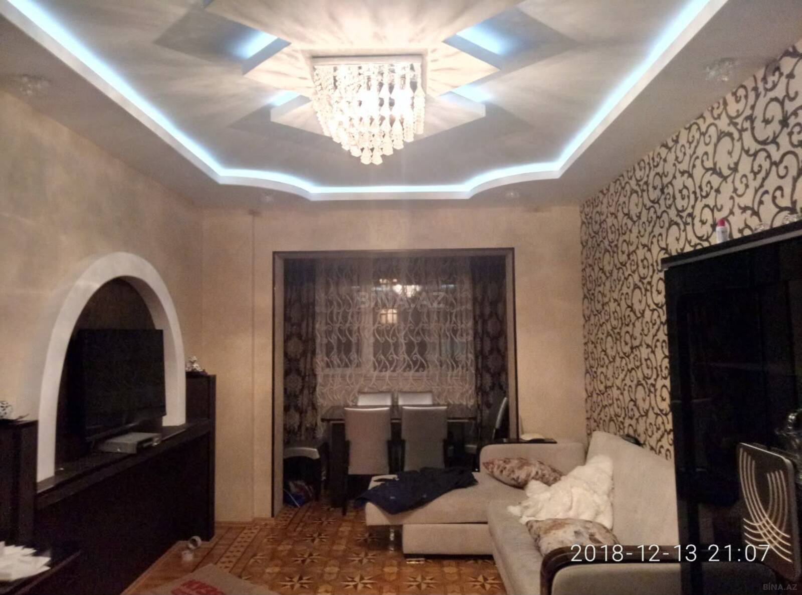 3 otaqlı köhnə tikili 95 m², Azadlıq Prospekti m. - şəkil 2