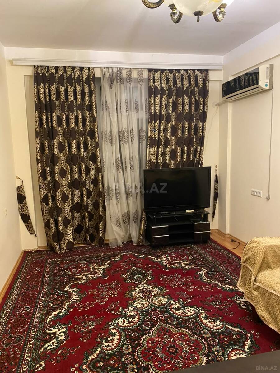 3 otaqlı köhnə tikili 95 m², Gənclik m.