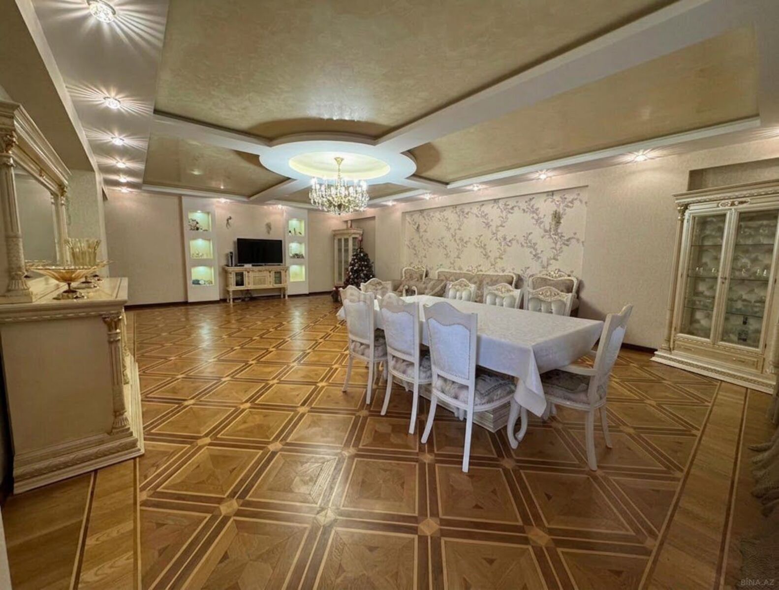 5 otaqlı yeni tikili 240 m², Nərimanov r.