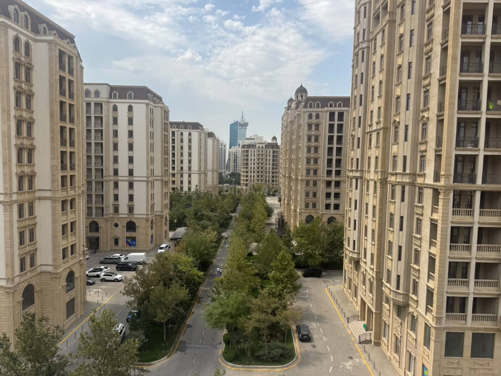 2 otaqlı yeni tikili 110 m², Koroğlu m.