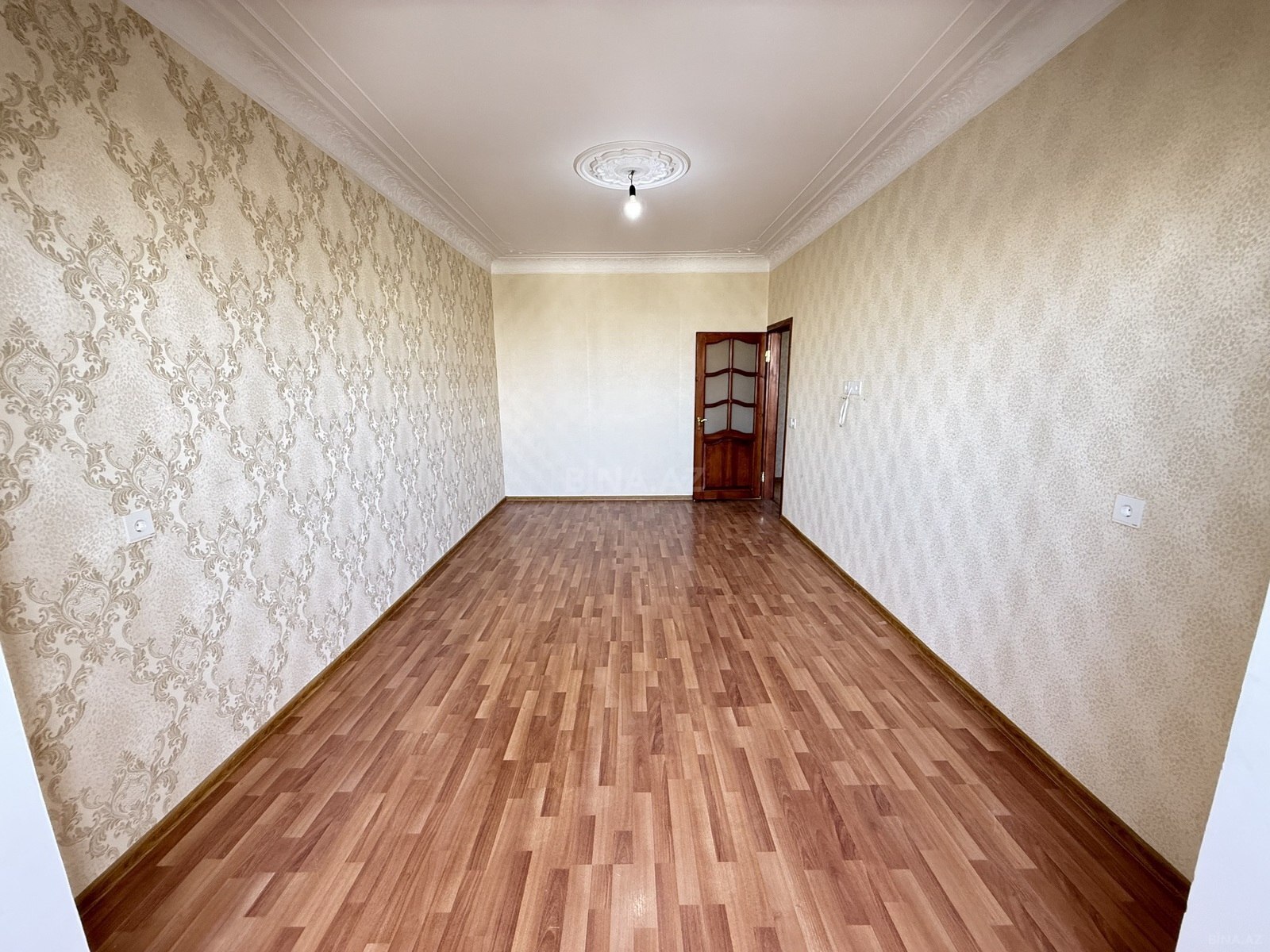 3 otaqlı köhnə tikili 85 m², Xalqlar Dostluğu m. - şəkil 2
