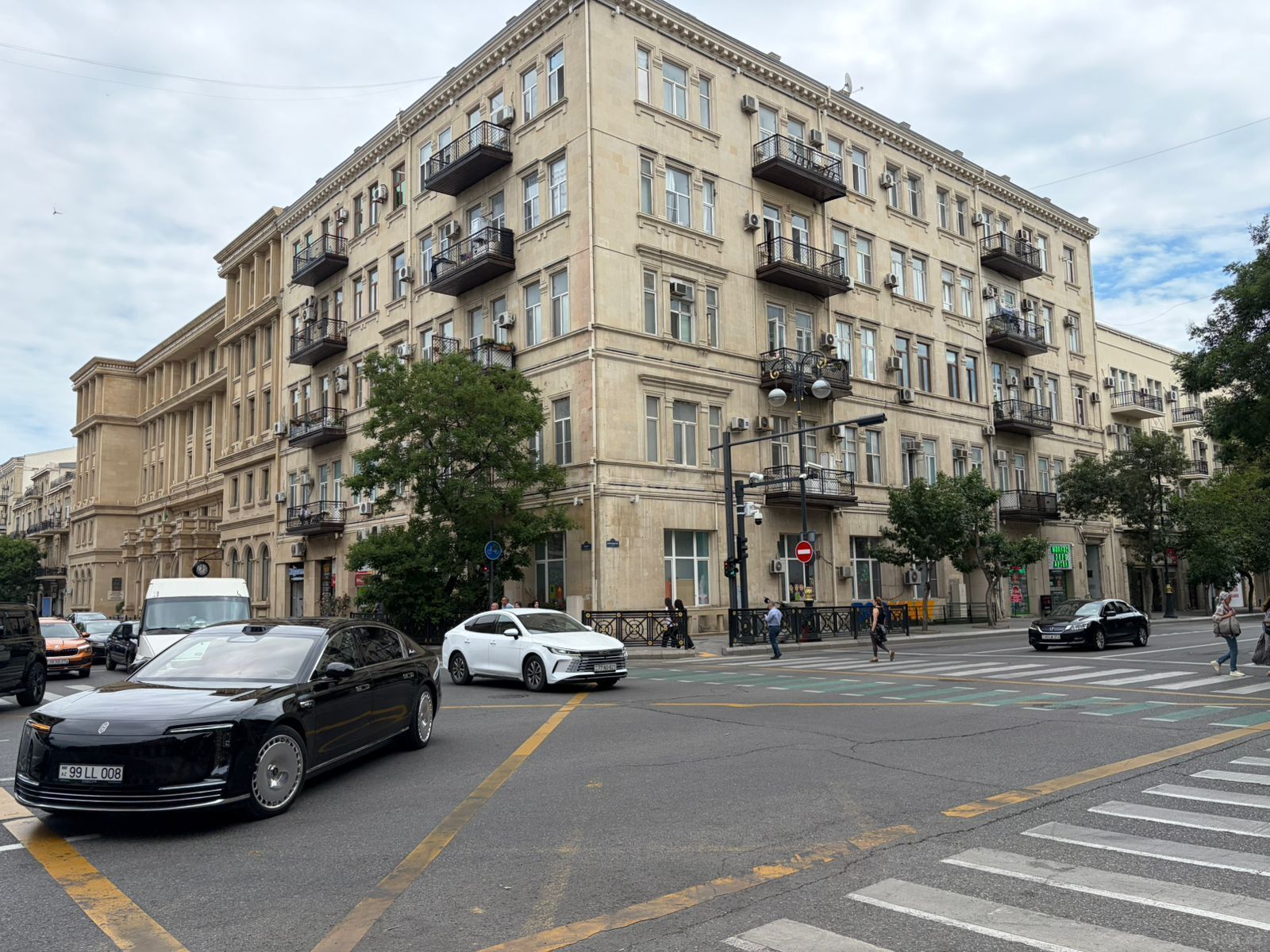 Satılır 1 otaqlı köhnə tikili 38 m², 28 May m.