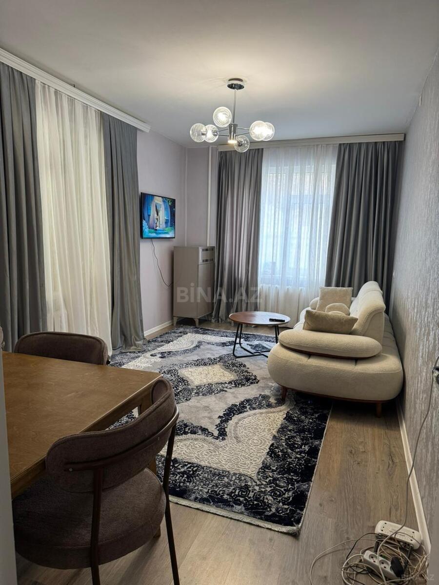 Satılır 2 otaqlı köhnə tikili 55 m², 8 Noyabr m.