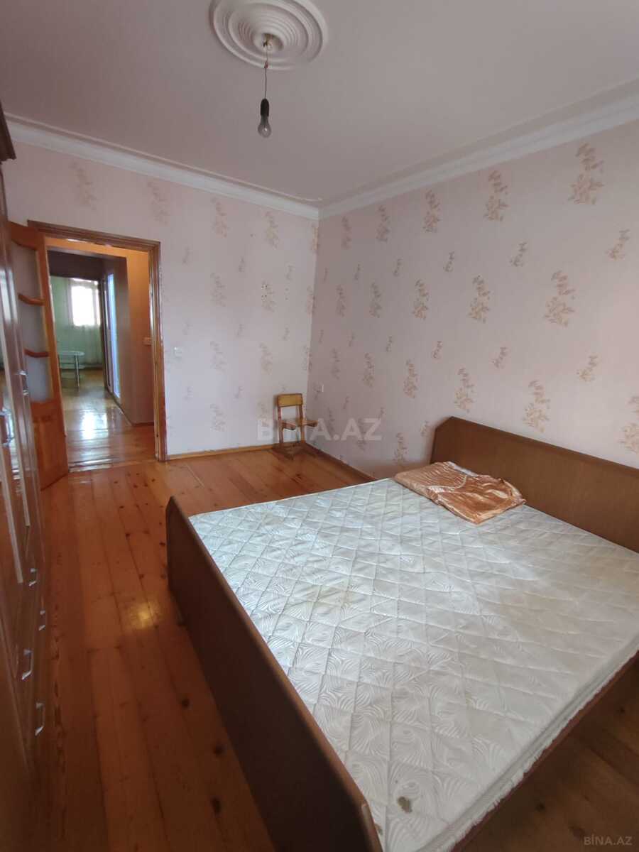 Satılır 2 otaqlı köhnə tikili 72 m², Neftçilər m.