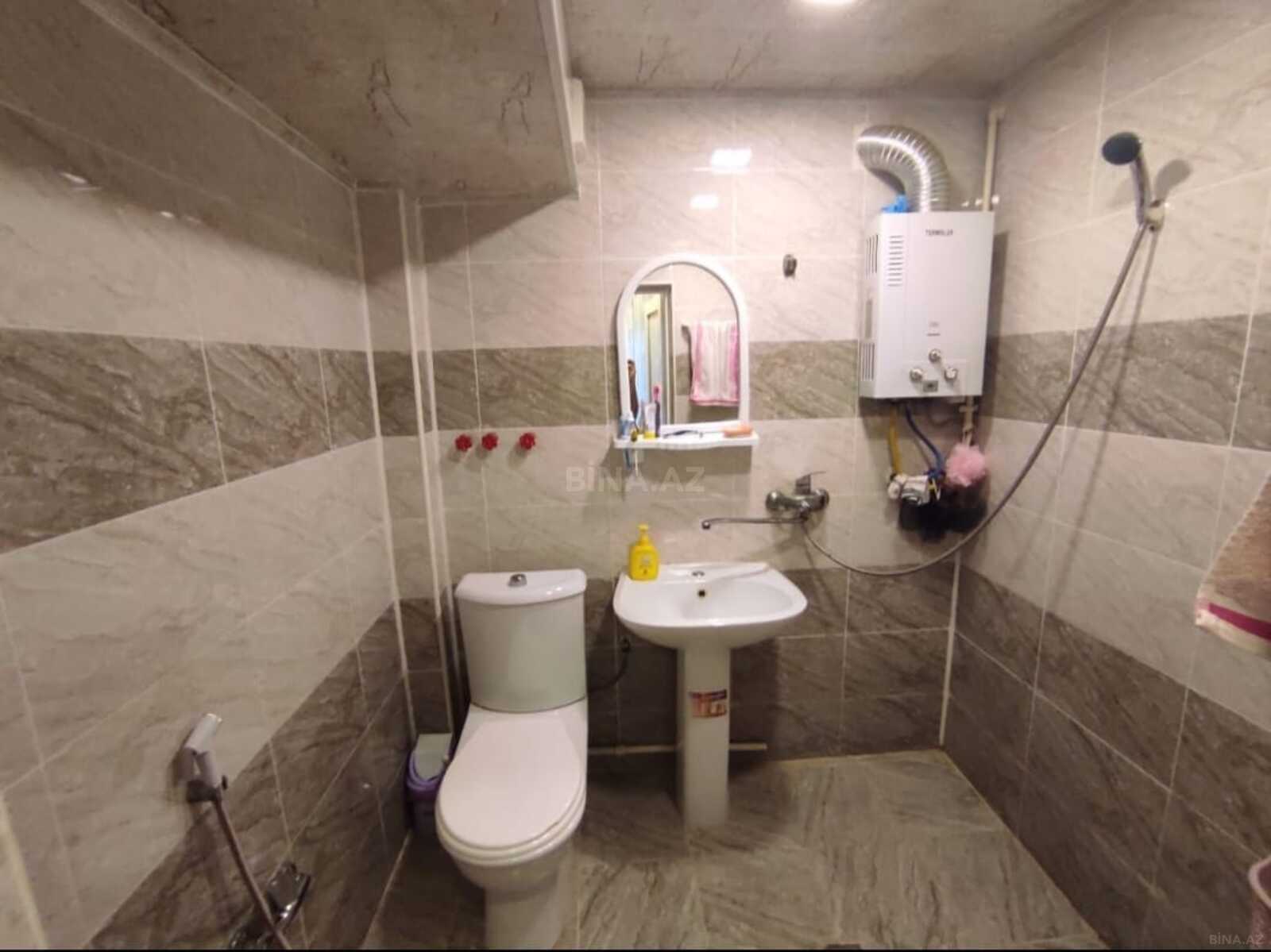 2 otaqlı köhnə tikili 60 m², Neftçilər m. - əsas şəkil