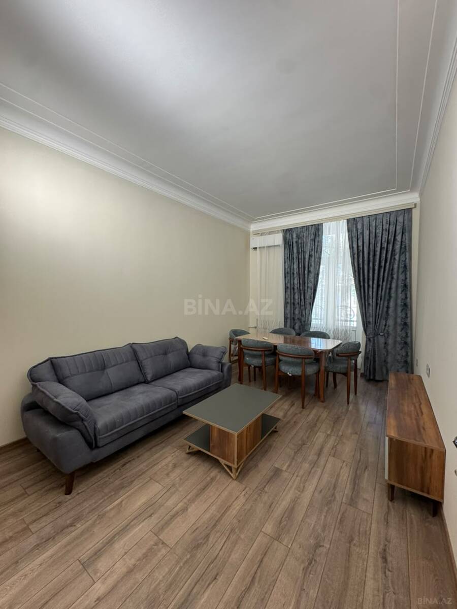 4 otaqlı köhnə tikili 100 m², İçəri Şəhər m.