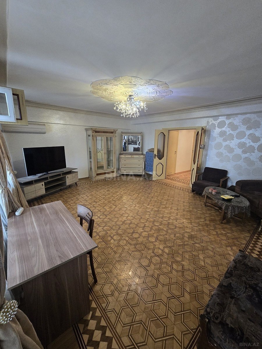 2 otaqlı köhnə tikili 95 m², Şah İsmayıl Xətai m. - şəkil 2