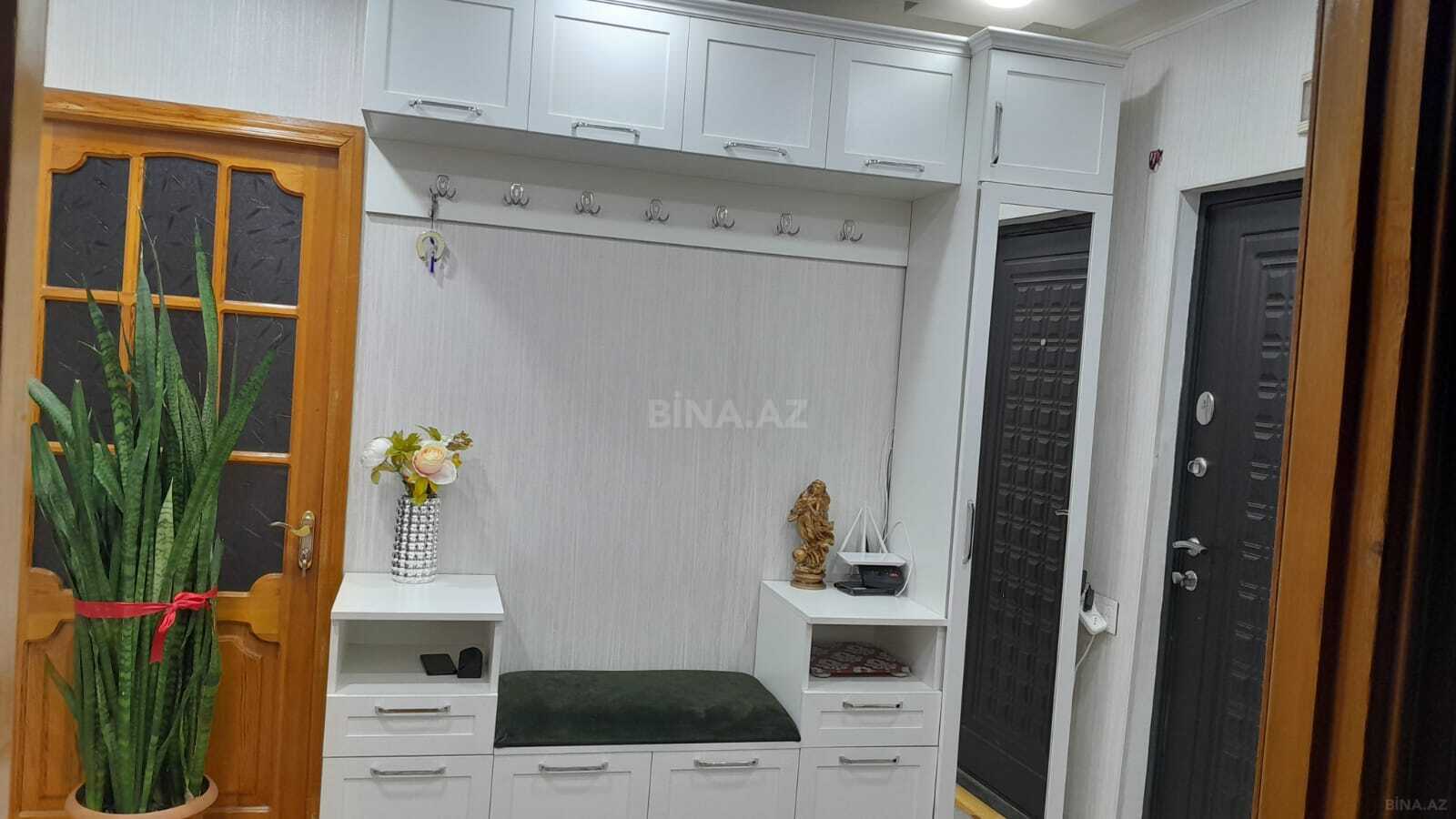 2 otaqlı köhnə tikili 60 m², Köhnə Günəşli q. - əsas şəkil