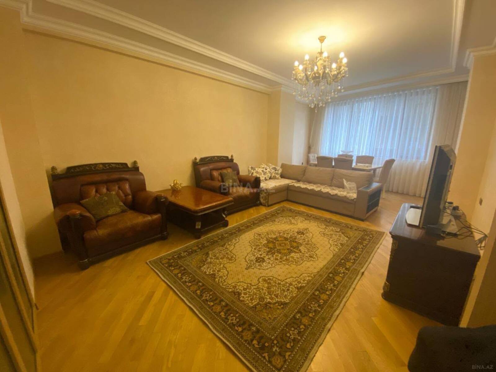 3 otaqlı yeni tikili 125 m², Nizami m.