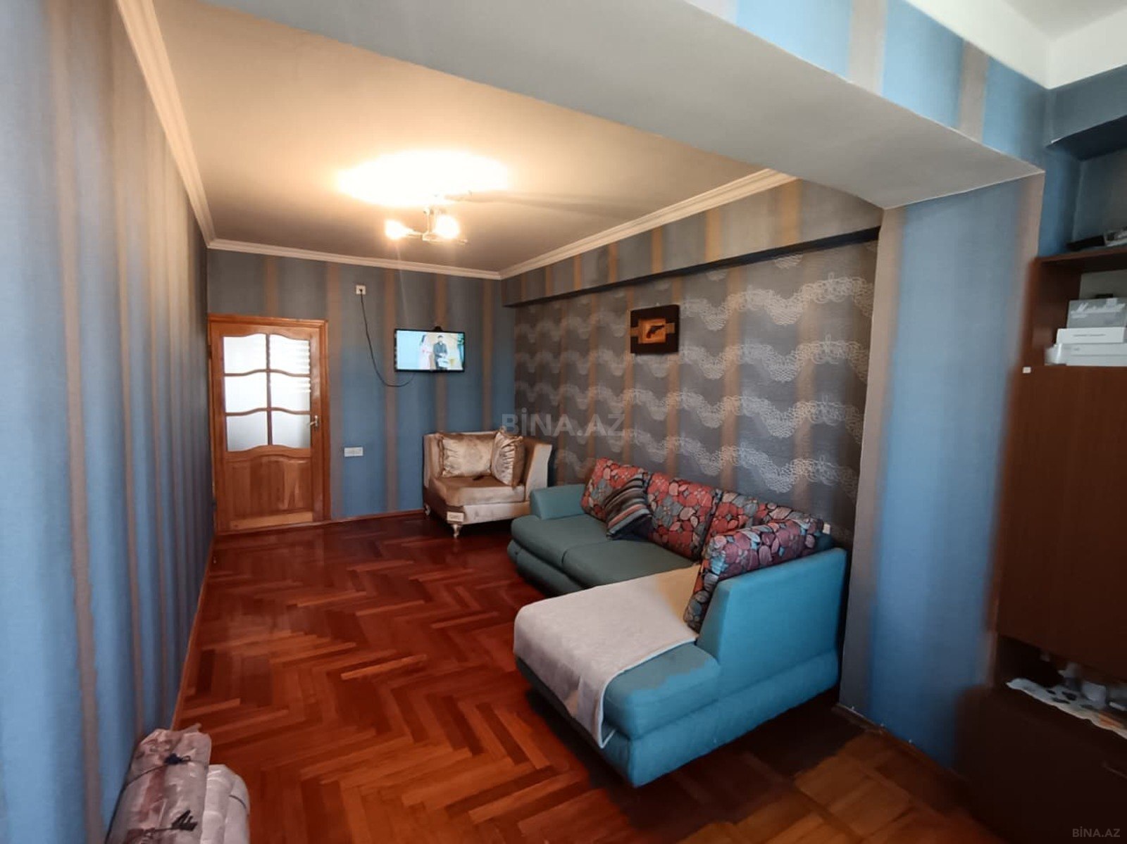 3 otaqlı köhnə tikili 110 m², Yasamal r. - əsas şəkil