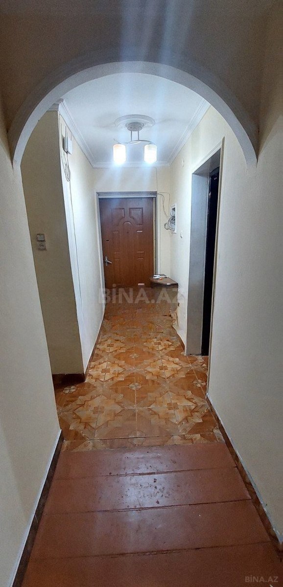 3 otaqlı köhnə tikili 70 m², Neftçilər m. - şəkil 2