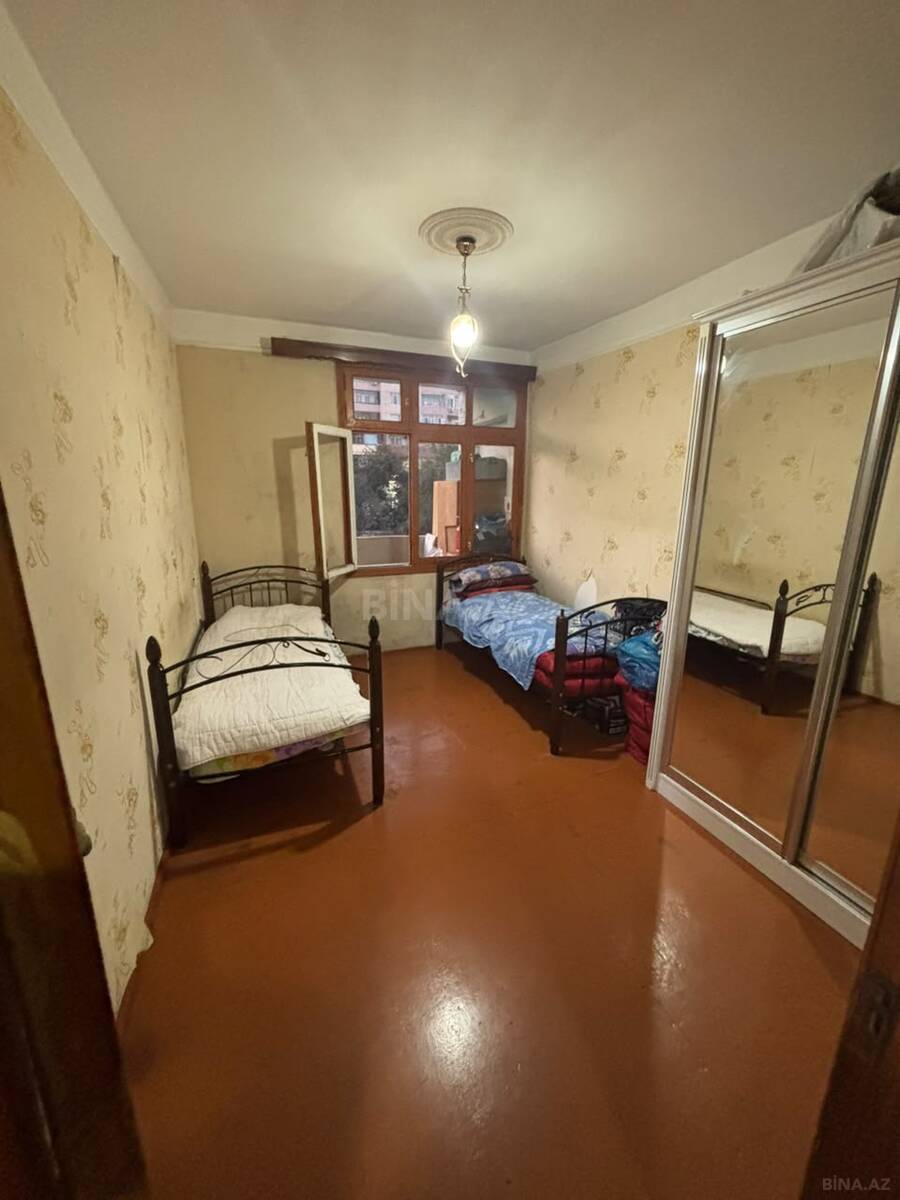 3 otaqlı köhnə tikili 66 m², Memar Əcəmi m. - əsas şəkil