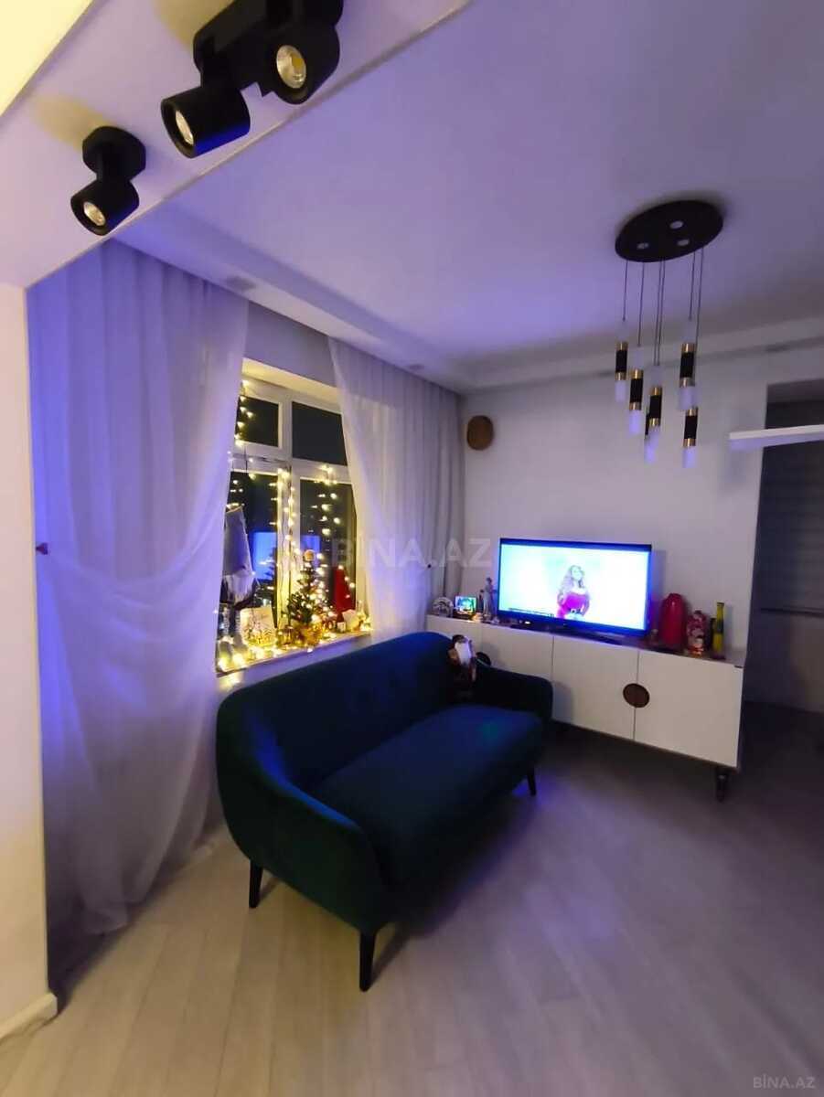 2 otaqlı köhnə tikili 65 m², Neftçilər m. - əsas şəkil