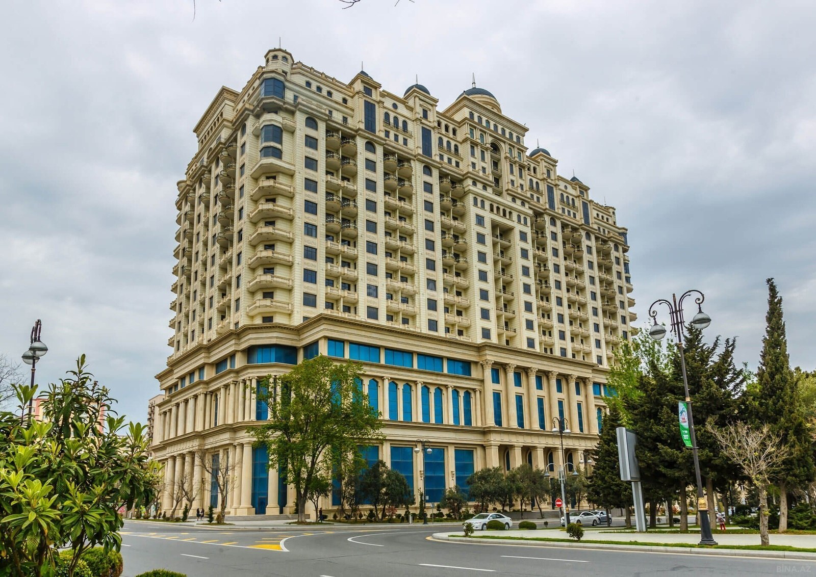 4 otaqlı yeni tikili 207 m², Elmlər Akademiyası m. - əsas şəkil