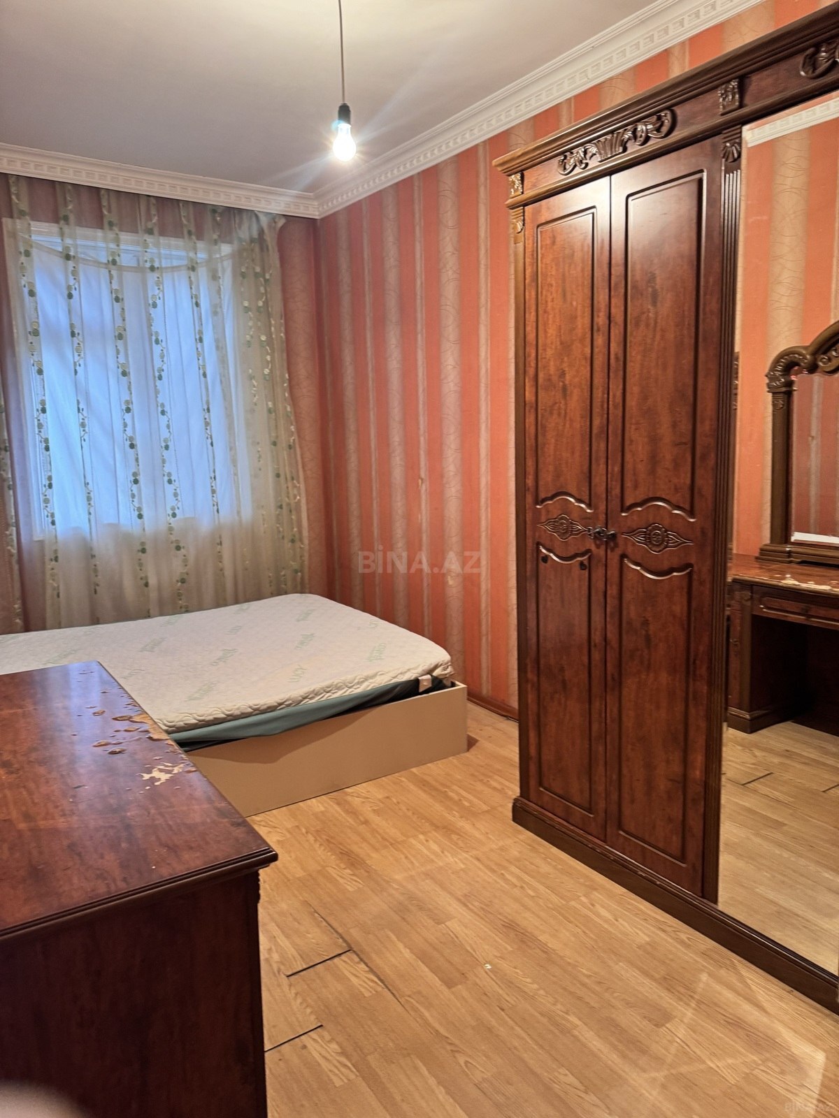 2 otaqlı köhnə tikili 41 m², Memar Əcəmi m. - əsas şəkil
