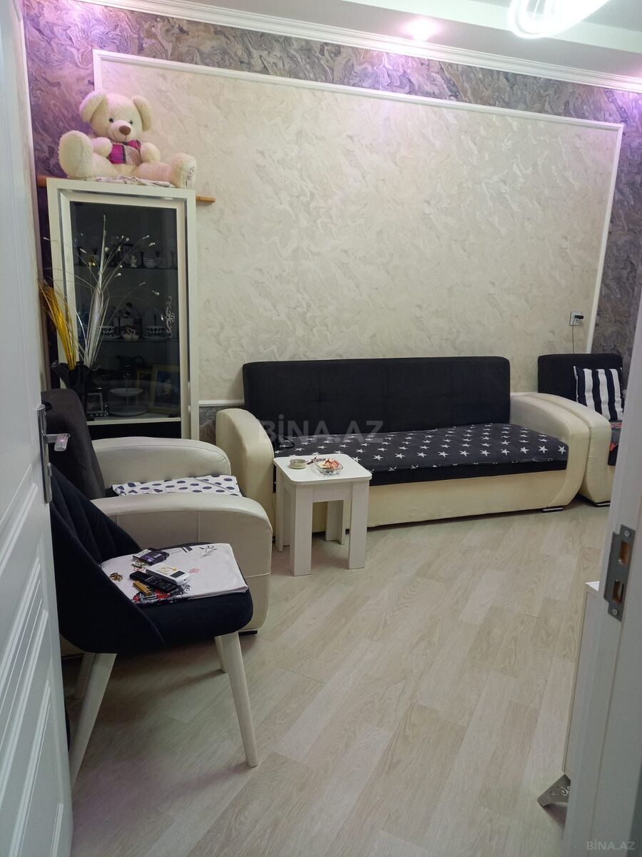 Satılır 2 otaqlı köhnə tikili 55 m², Memar Əcəmi m.