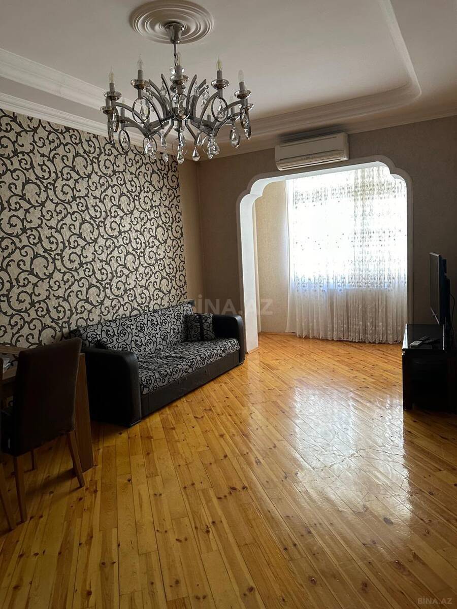 4 otaqlı köhnə tikili 120 m², İnşaatçılar m.