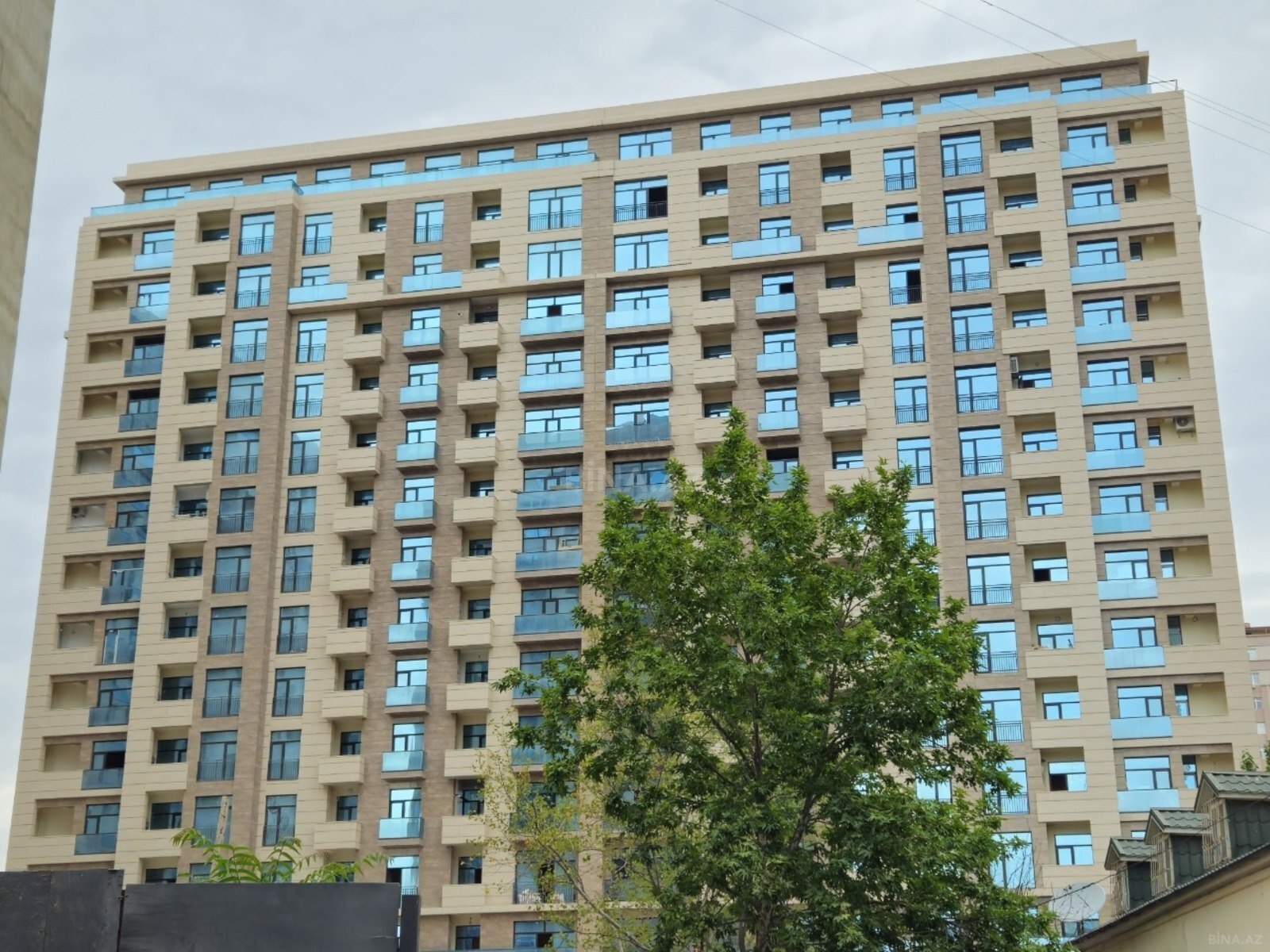 5 otaqlı yeni tikili 267 m², 28 May m. - şəkil 2
