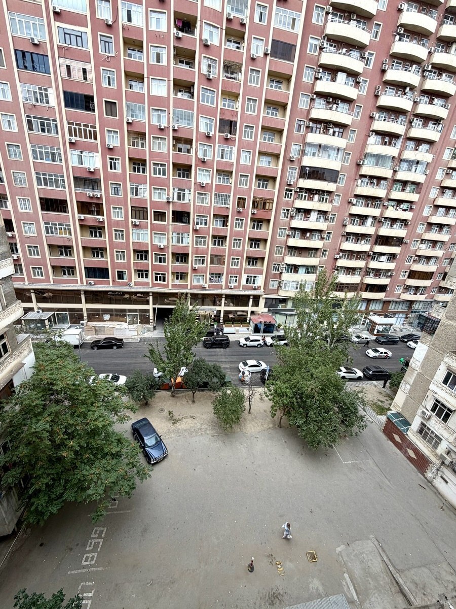 2 otaqlı köhnə tikili 65 m², Nərimanov r. - əsas şəkil