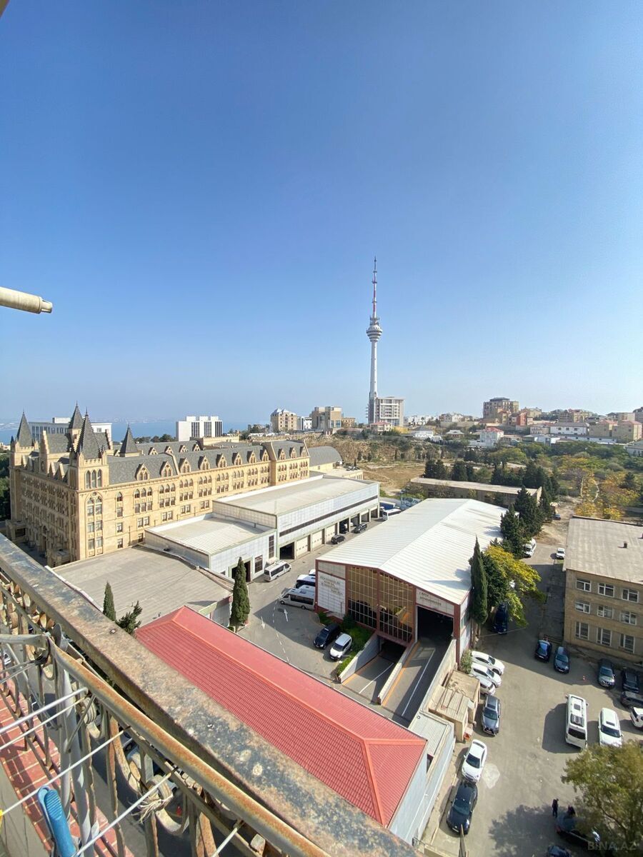 3 otaqlı yeni tikili 140 m², Badamdar q. - əsas şəkil