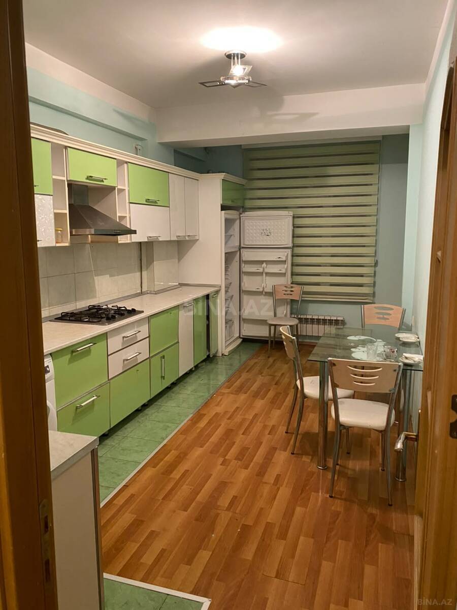 3 otaqlı köhnə tikili 95 m², Gənclik m. - əsas şəkil
