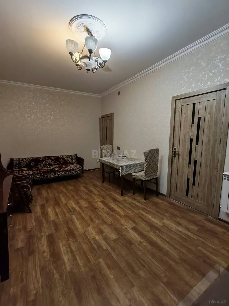 2 otaqlı köhnə tikili 46 m², Memar Əcəmi m.