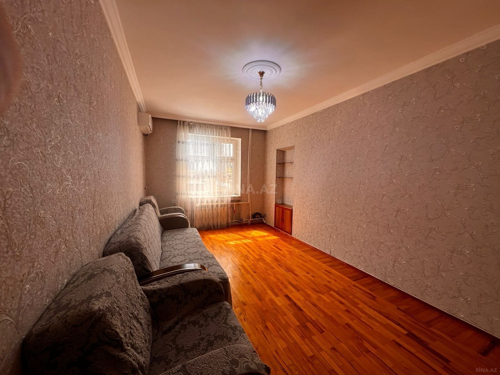 Satılır 2 otaqlı köhnə tikili 65 m², Yasamal q.