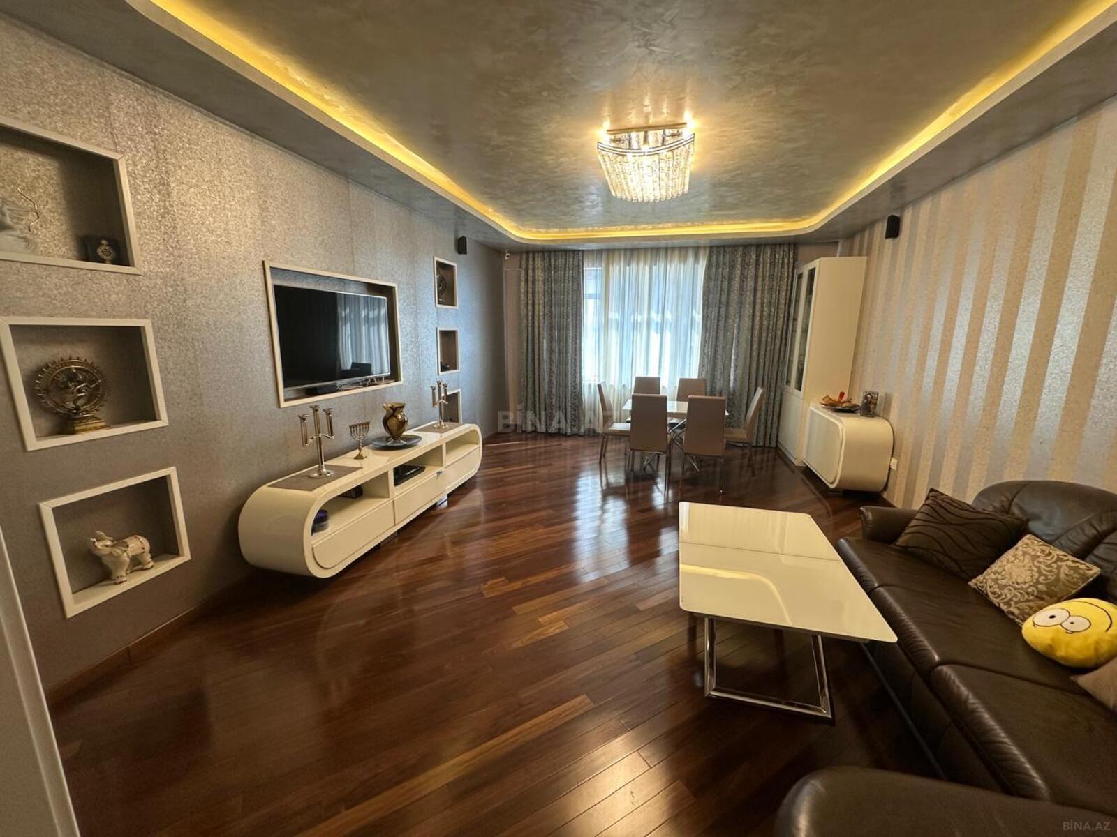 3 otaqlı yeni tikili 153 m², Badamdar q.