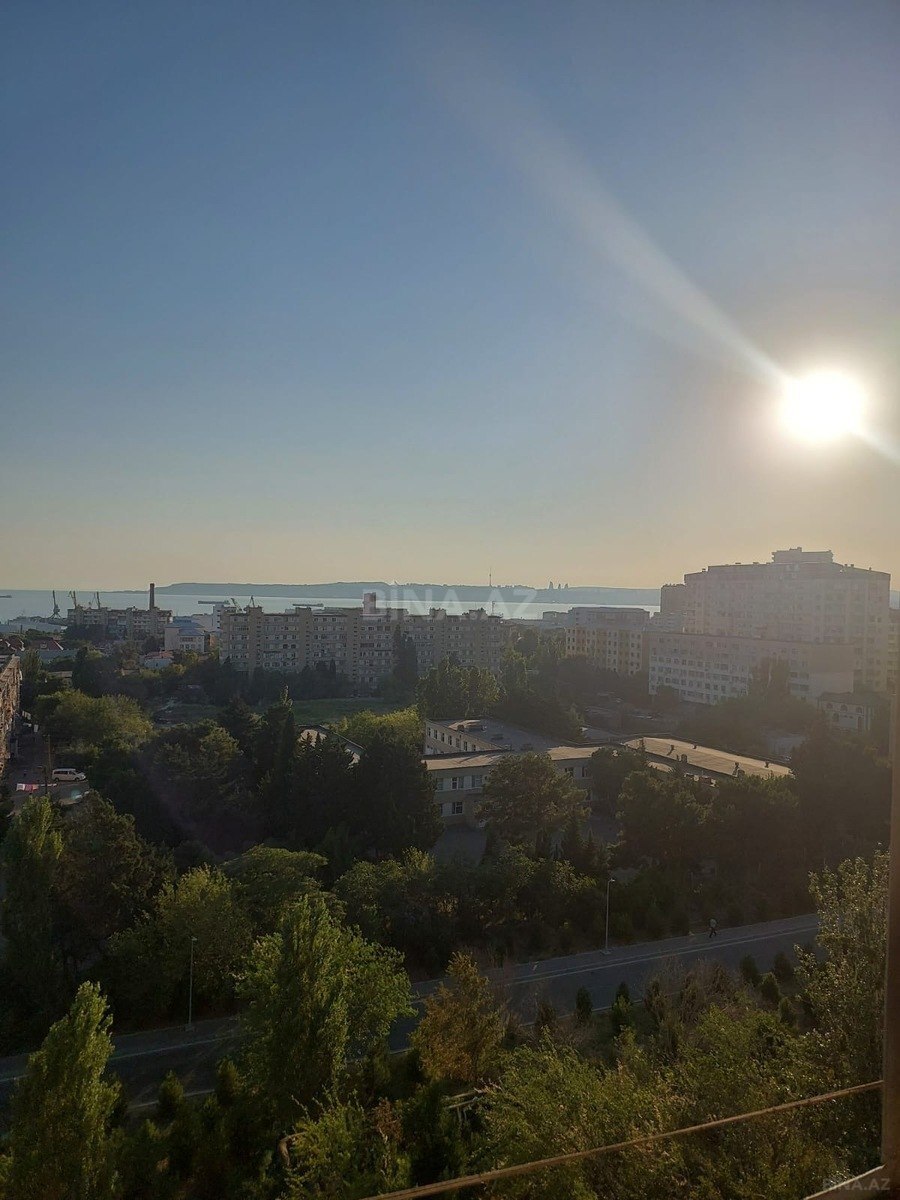 3 otaqlı köhnə tikili 80 m², Həzi Aslanov q.