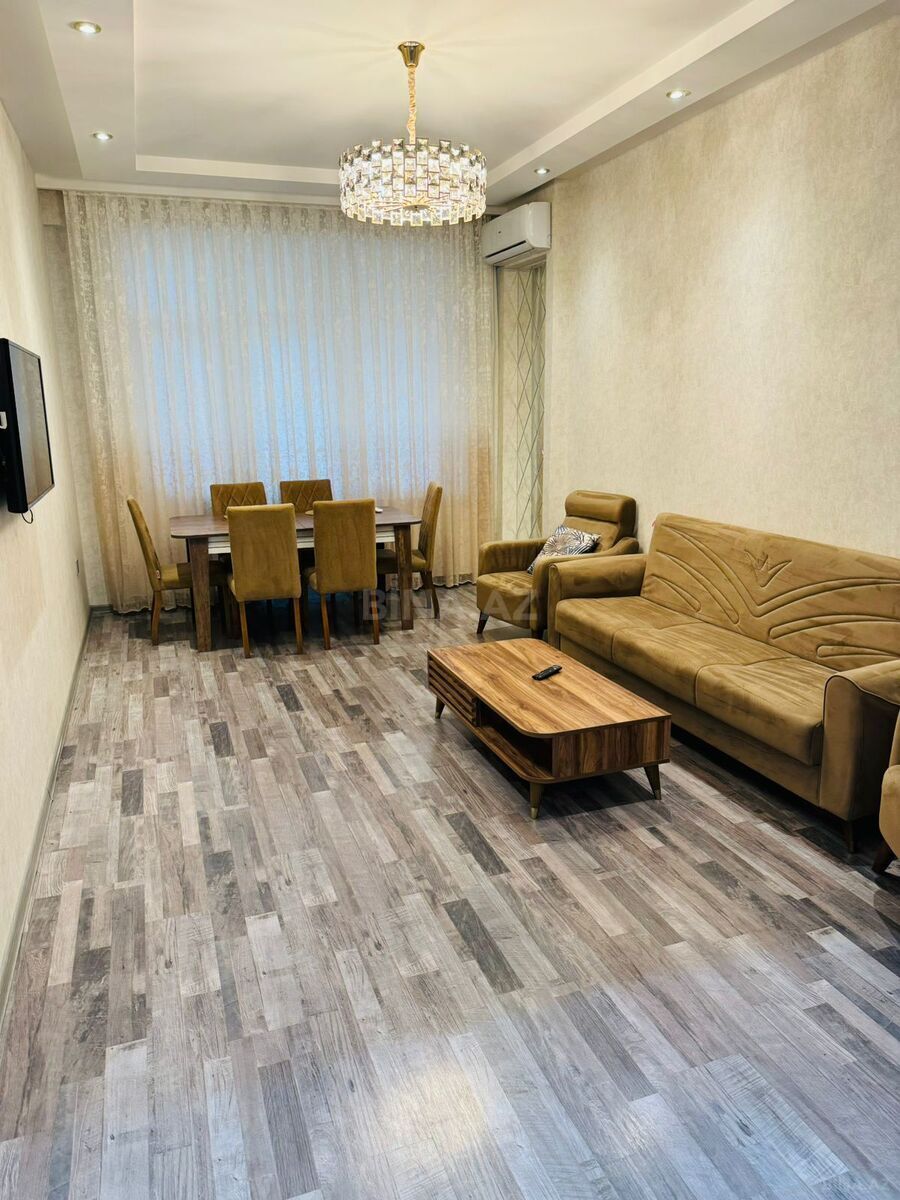 3 otaqlı yeni tikili 100 m², Şah İsmayıl Xətai m.