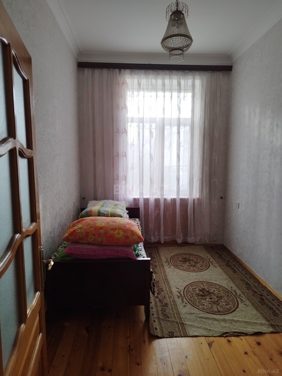 3 otaqlı köhnə tikili 75 m², Qara Qarayev m. - əsas şəkil