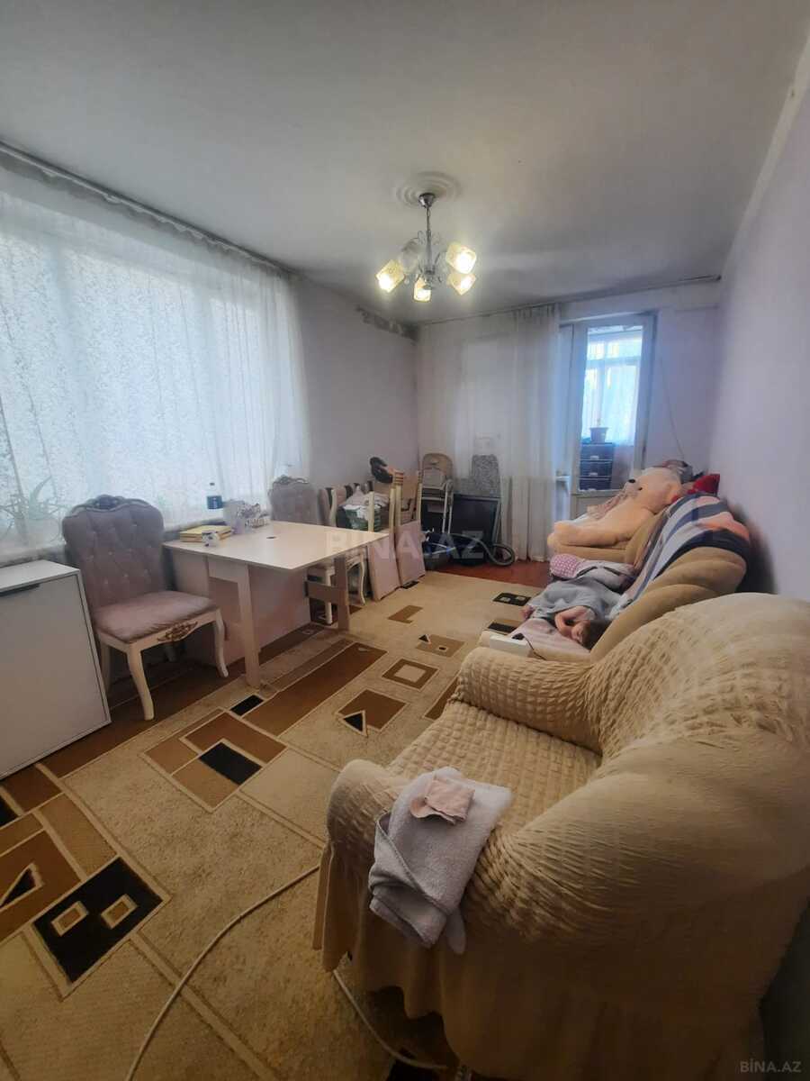 2 otaqlı köhnə tikili 38 m², Bakıxanov q.