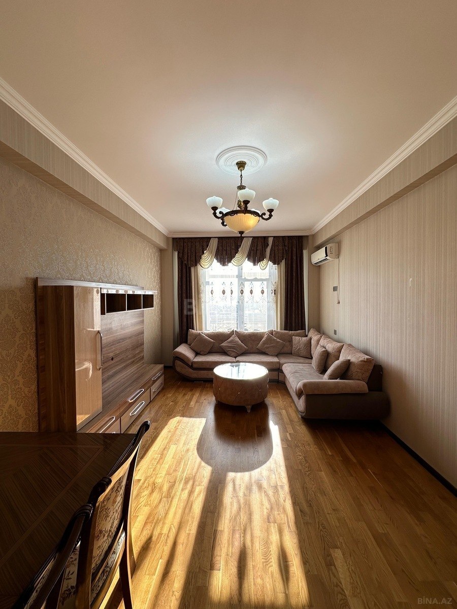 Satılır 2 otaqlı yeni tikili 68 m², Yeni Günəşli q.