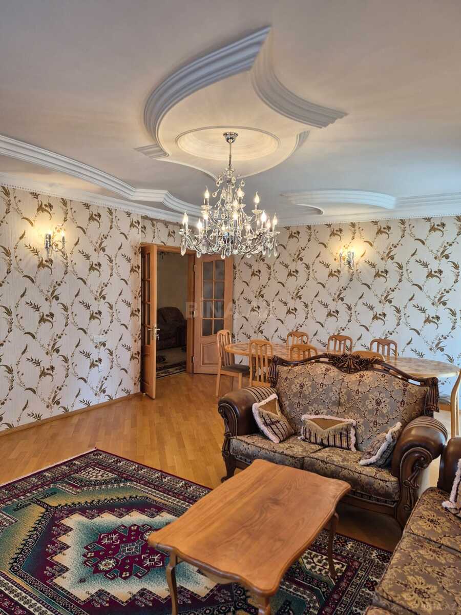 Satılır 4 otaqlı yeni tikili 180 m², Azadlıq Prospekti m.