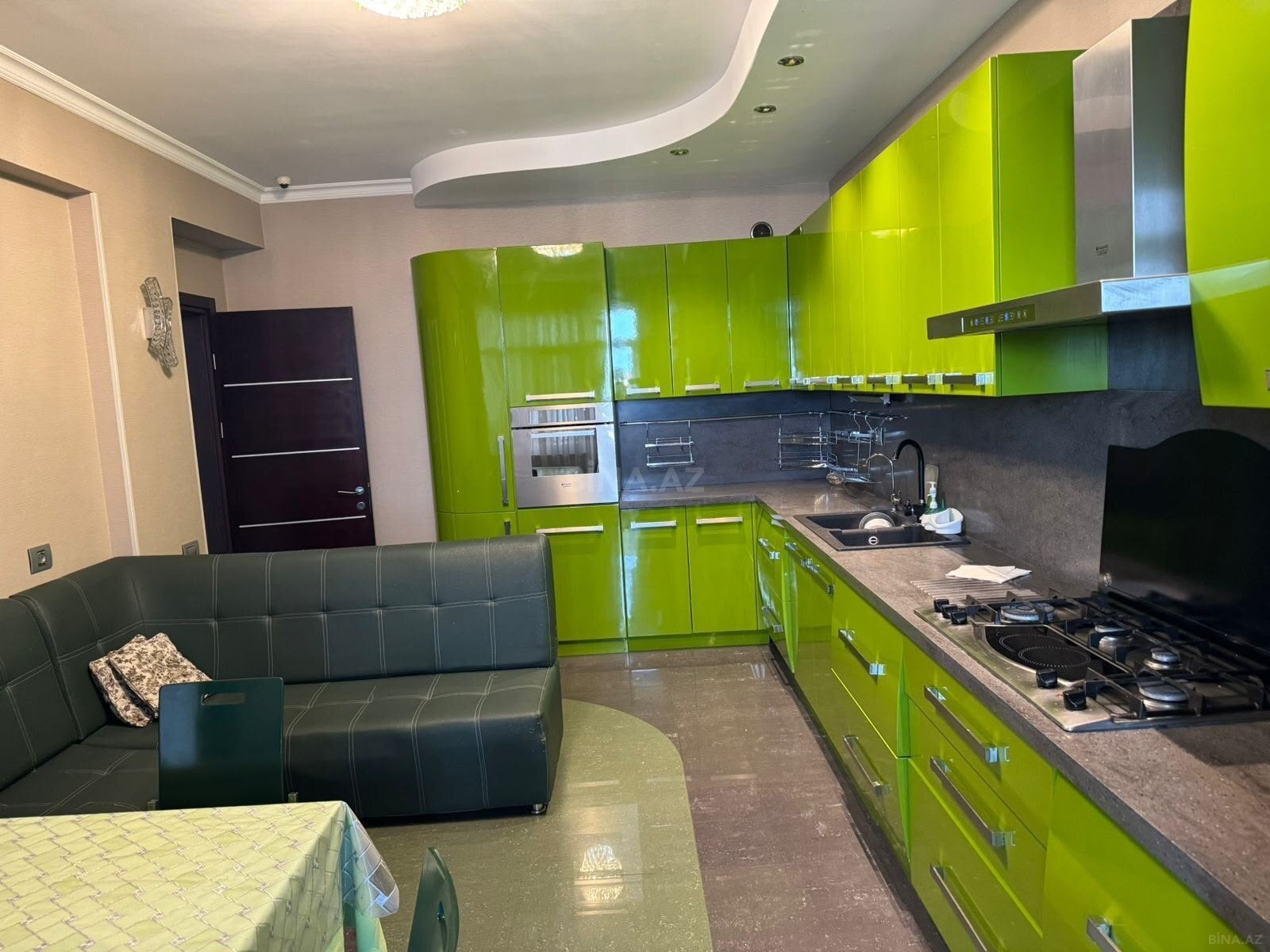 4 otaqlı yeni tikili 185 m², Nəsimi r.
